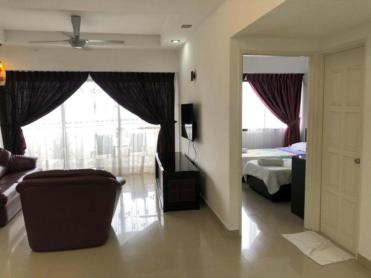 Beach Resort Home Stay Sri Sayang 05 Apartment Batu Ferringhi 2Bedroom エクステリア 写真