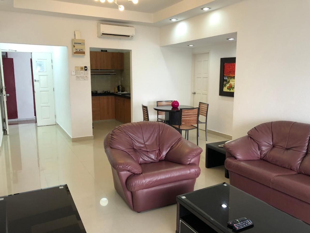 Beach Resort Home Stay Sri Sayang 05 Apartment Batu Ferringhi 2Bedroom エクステリア 写真